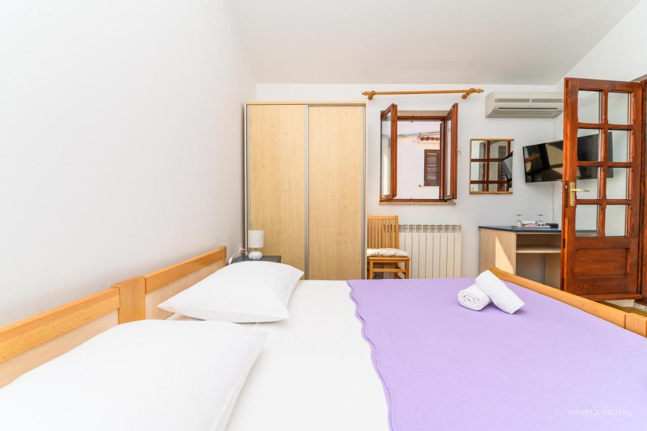 Sobe I Apartman Mareta Miholascica Ngoại thất bức ảnh