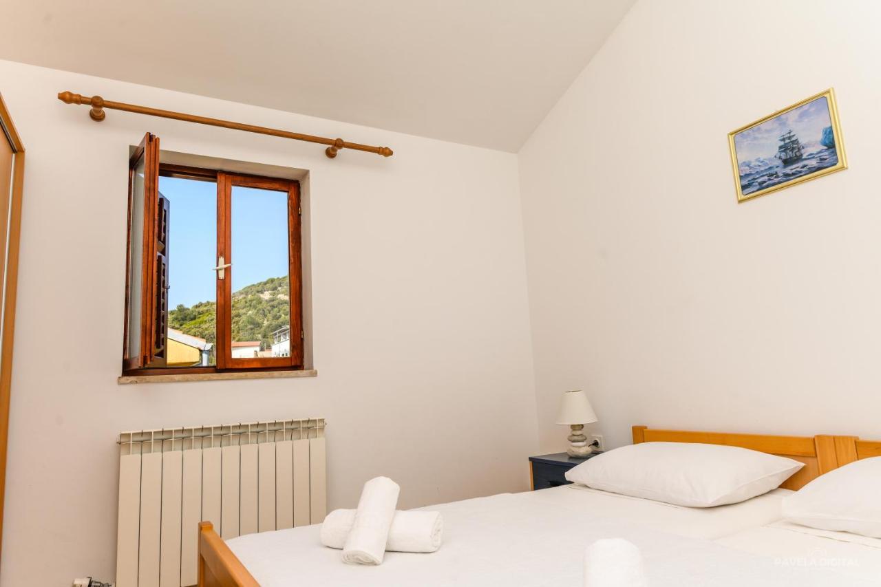 Sobe I Apartman Mareta Miholascica Ngoại thất bức ảnh