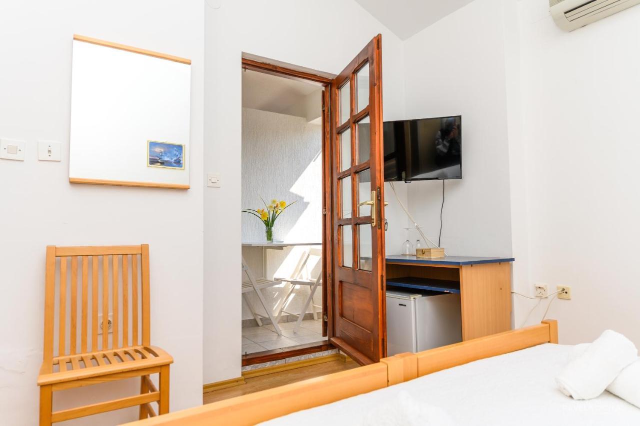 Sobe I Apartman Mareta Miholascica Ngoại thất bức ảnh