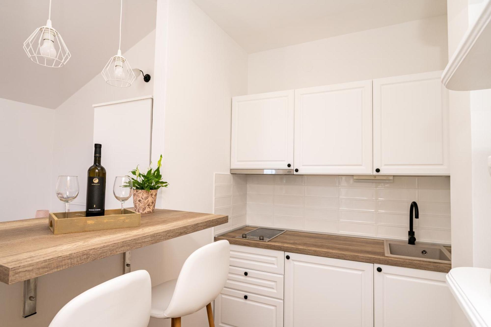 Sobe I Apartman Mareta Miholascica Ngoại thất bức ảnh